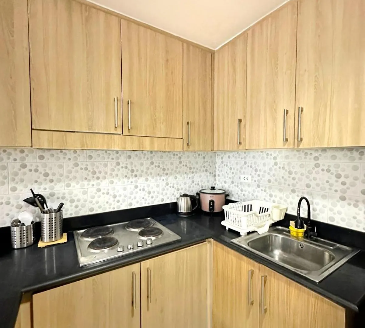 Shore Residences 2 Bedroom Near Naia Airport And Moa Manila