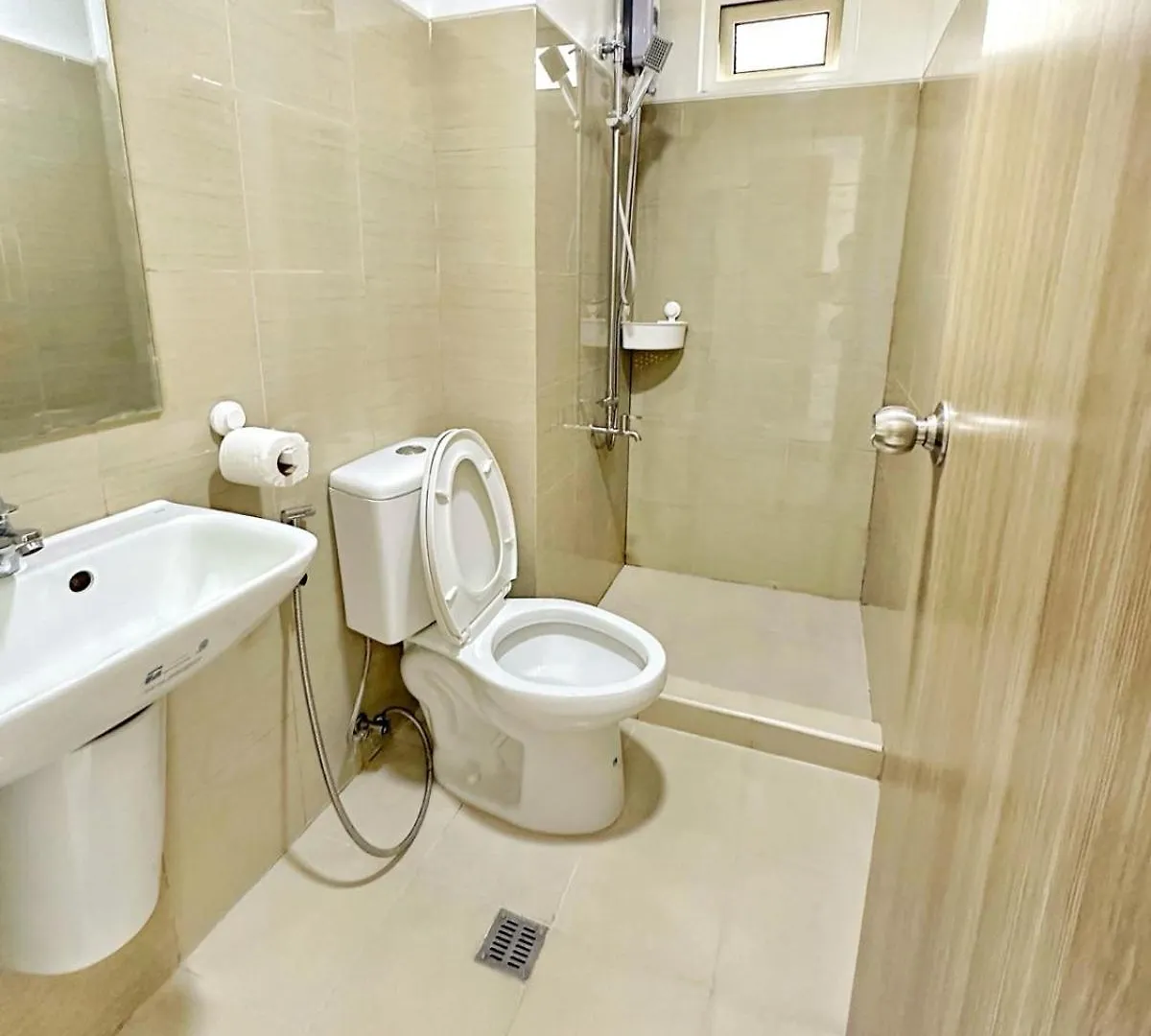 Shore Residences 2 Bedroom Near Naia Airport And Moa Manila